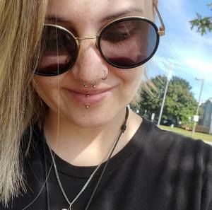 Meet your Posher, Sarah